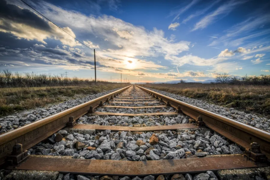 gleise_old_railroad_tracks_seemed_train_metal_stainless_rail_traffic_railway-560302.jpg