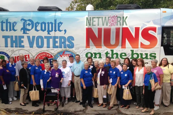 nuns-on-the-bus-cedar-rapids-iowa-september-20-2014.jpg