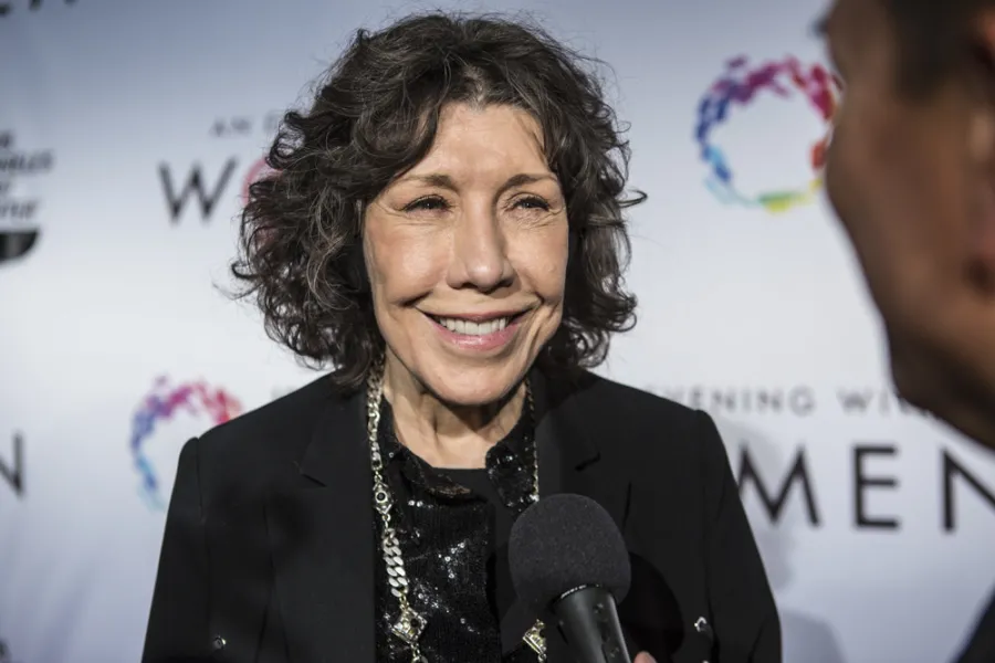 Lily-Tomlin-An-Evening-with-Women-photo-by-Harmony-Gerber.jpg